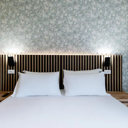 Apartmentsarena - Capuleti Collection Konukevi 3*